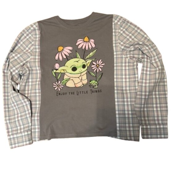 Handmade Baby Yoda "Enjoy The Little Things" Upcycled Long Sleeve Pullover Shirt - Picture 1 of 6